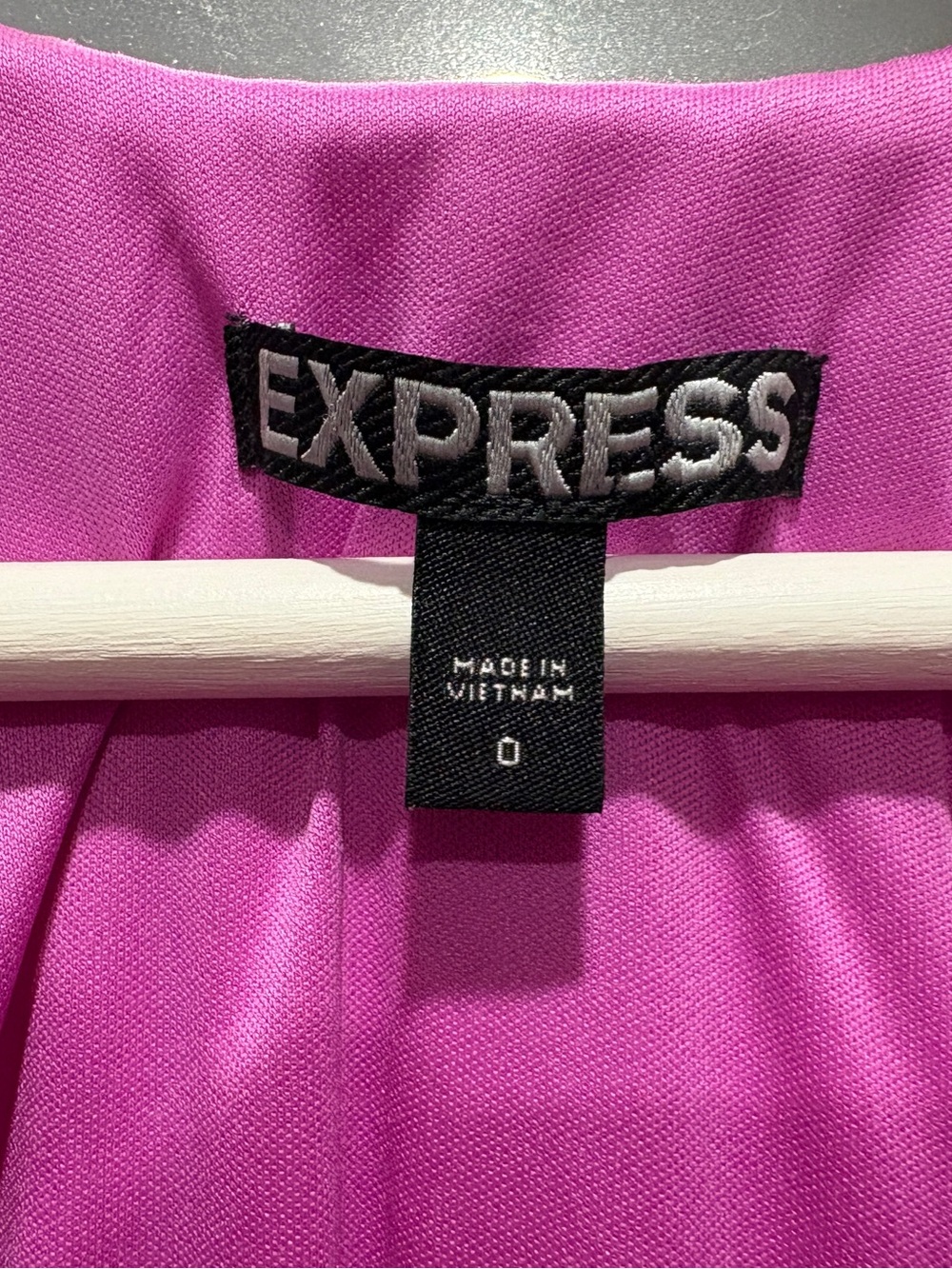 Express Dress - Picture 7 of 7